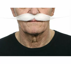 Bigode branco grande