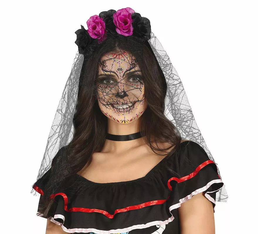 Translation missing: pt-PT.Diadema Flores Lila y Negras con Velo