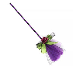 Vassoura de bruxa roxa com tule de 40 cm